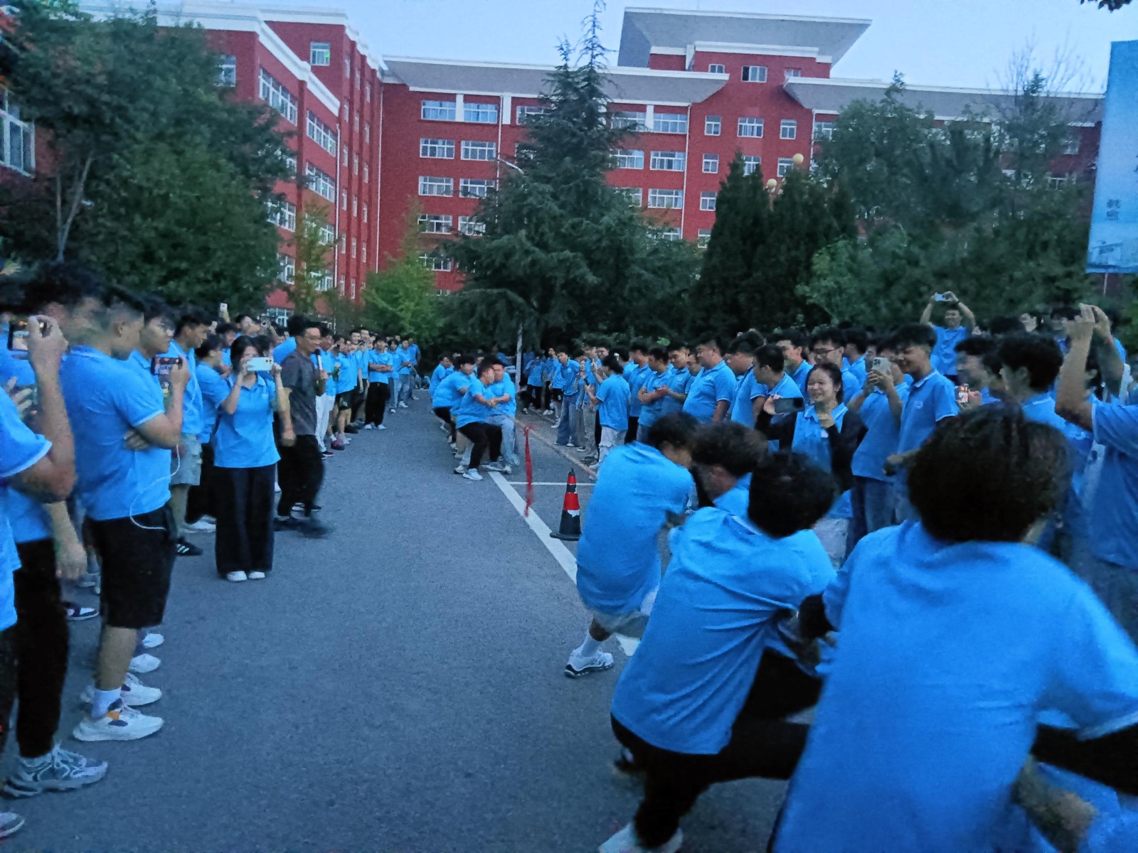 凝“新”聚力 團(tuán)結(jié)奮進(jìn)——2025迎新活動(dòng)繽紛落地